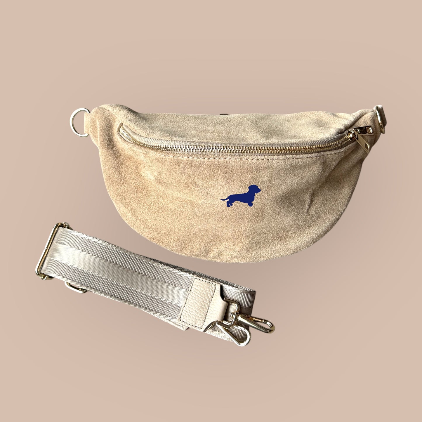 Crossbody-Bag mit Dackel in Wunschfarbe