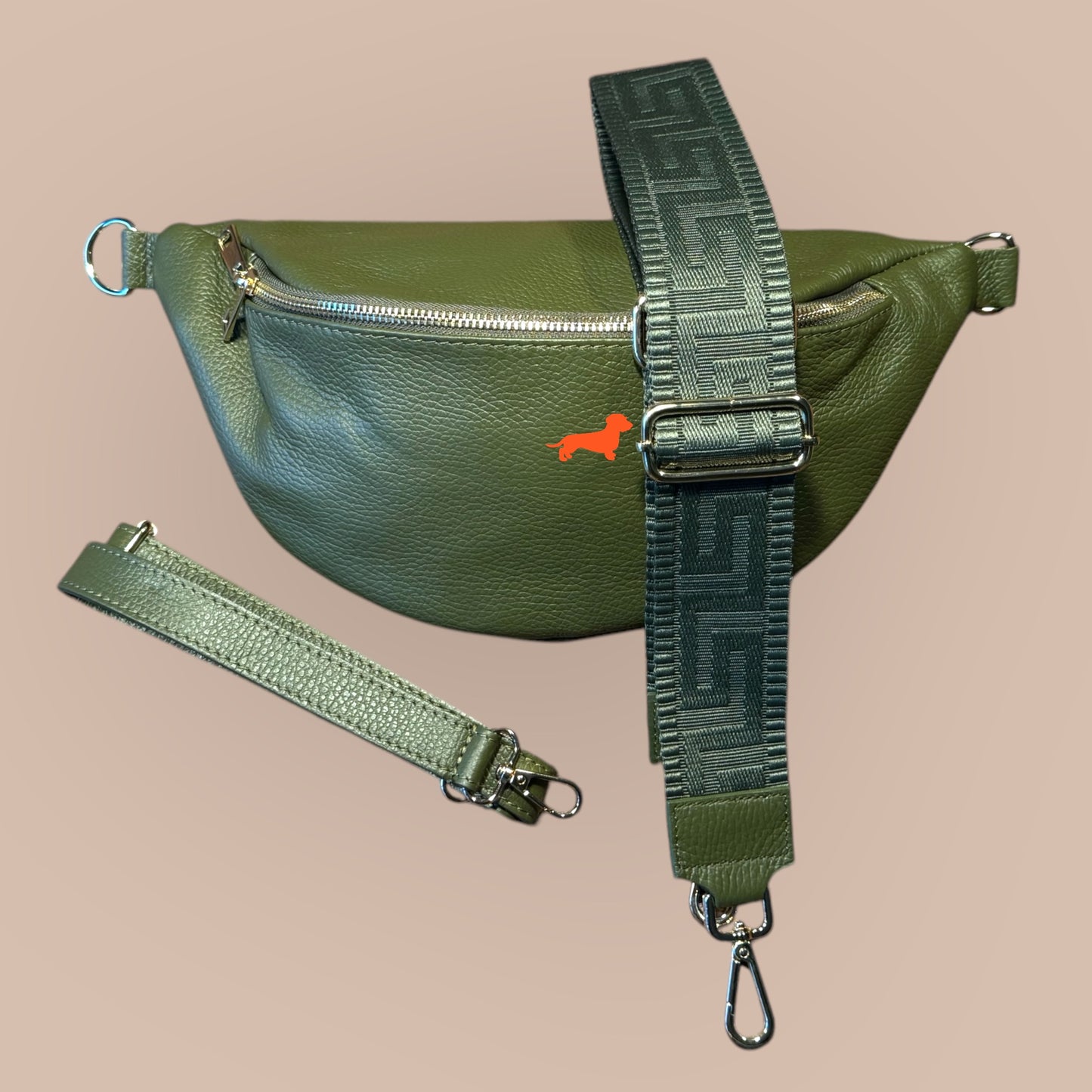 Crossbody-Bag Glattleder mit Dackel in Wunschfarbe