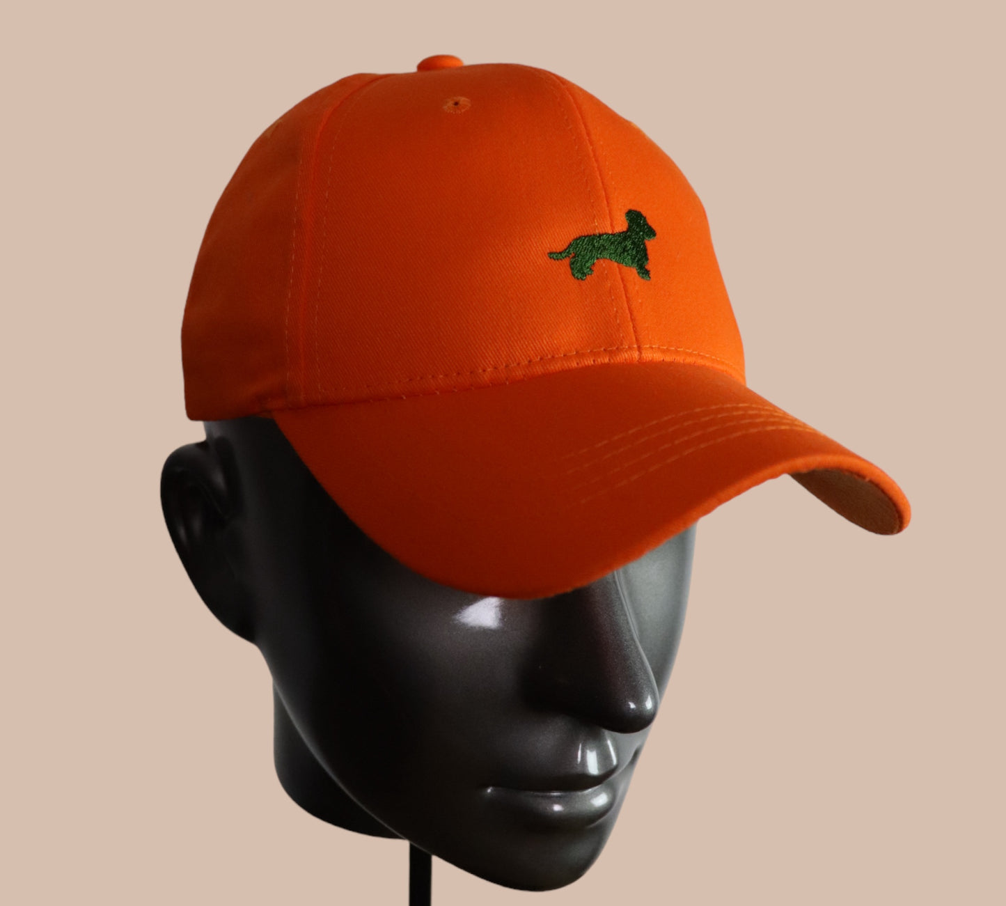 Cap "Signalorange" mit Dackel in Wunschfarbe