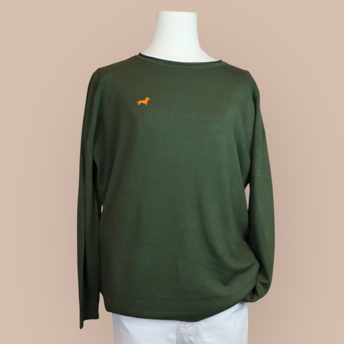 Feinstrick-Pullover Rundhals mit Dackel in Wunschfarbe