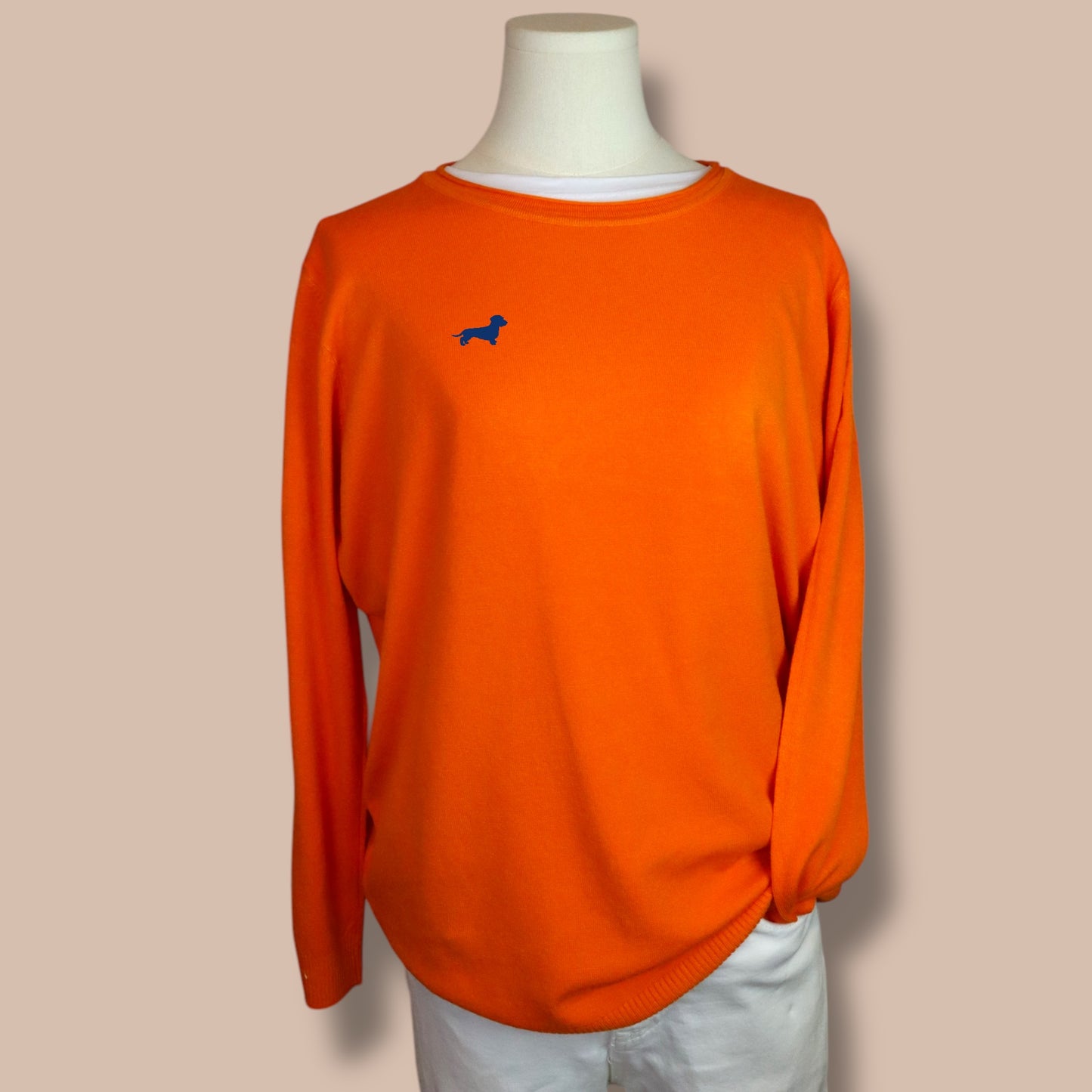 Feinstrick-Pullover Rundhals mit Dackel in Wunschfarbe
