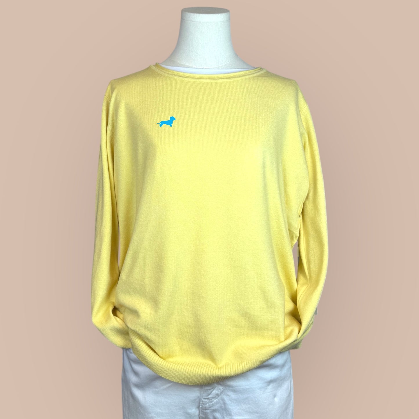 Feinstrick-Pullover Rundhals mit Dackel in Wunschfarbe