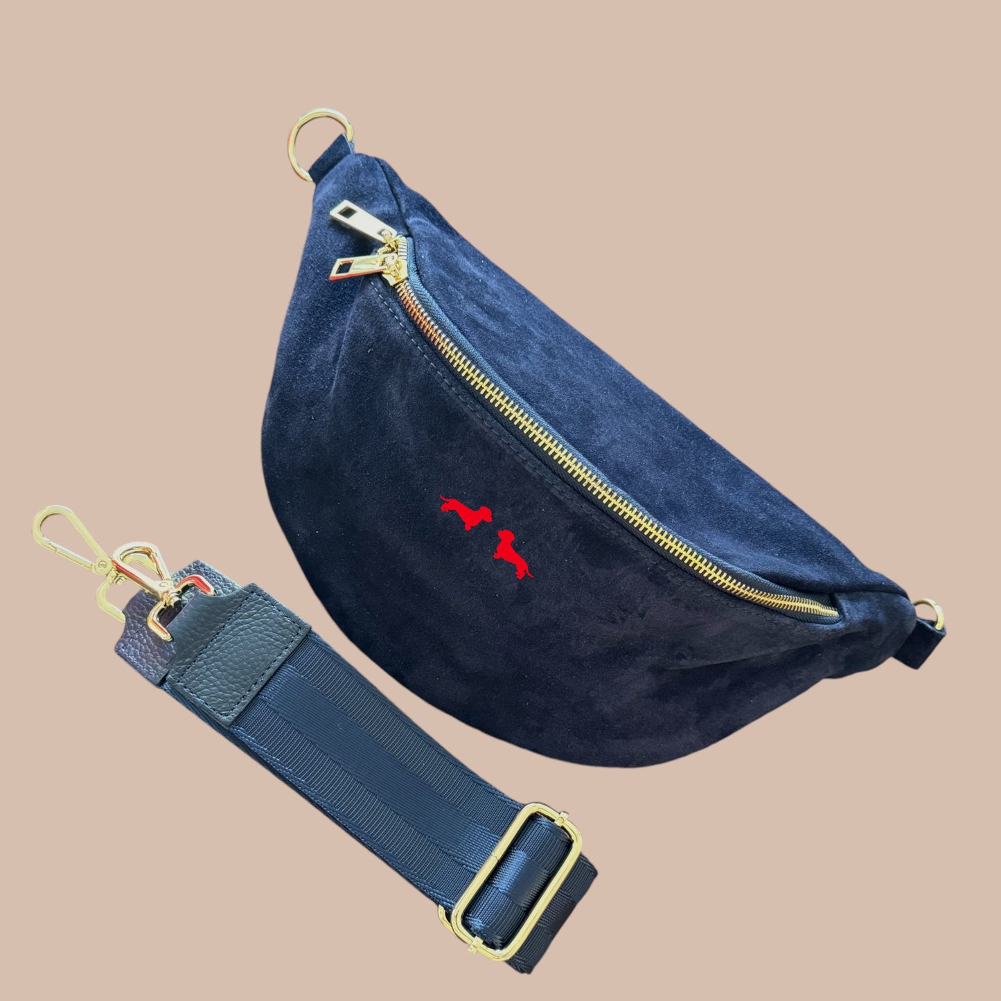 Crossbody-Bag mit Dackel in Wunschfarbe