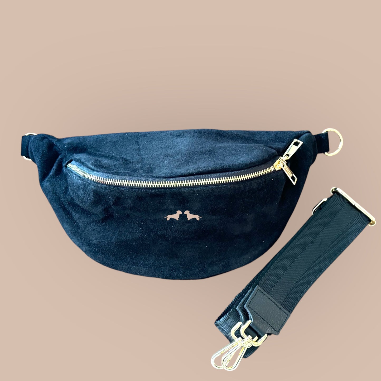 Crossbody-Bag mit Dackel in Wunschfarbe