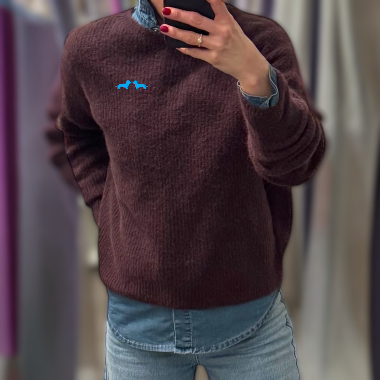 Alpaka-Pullover Rundhals mit Dackel in Wunschfarbe