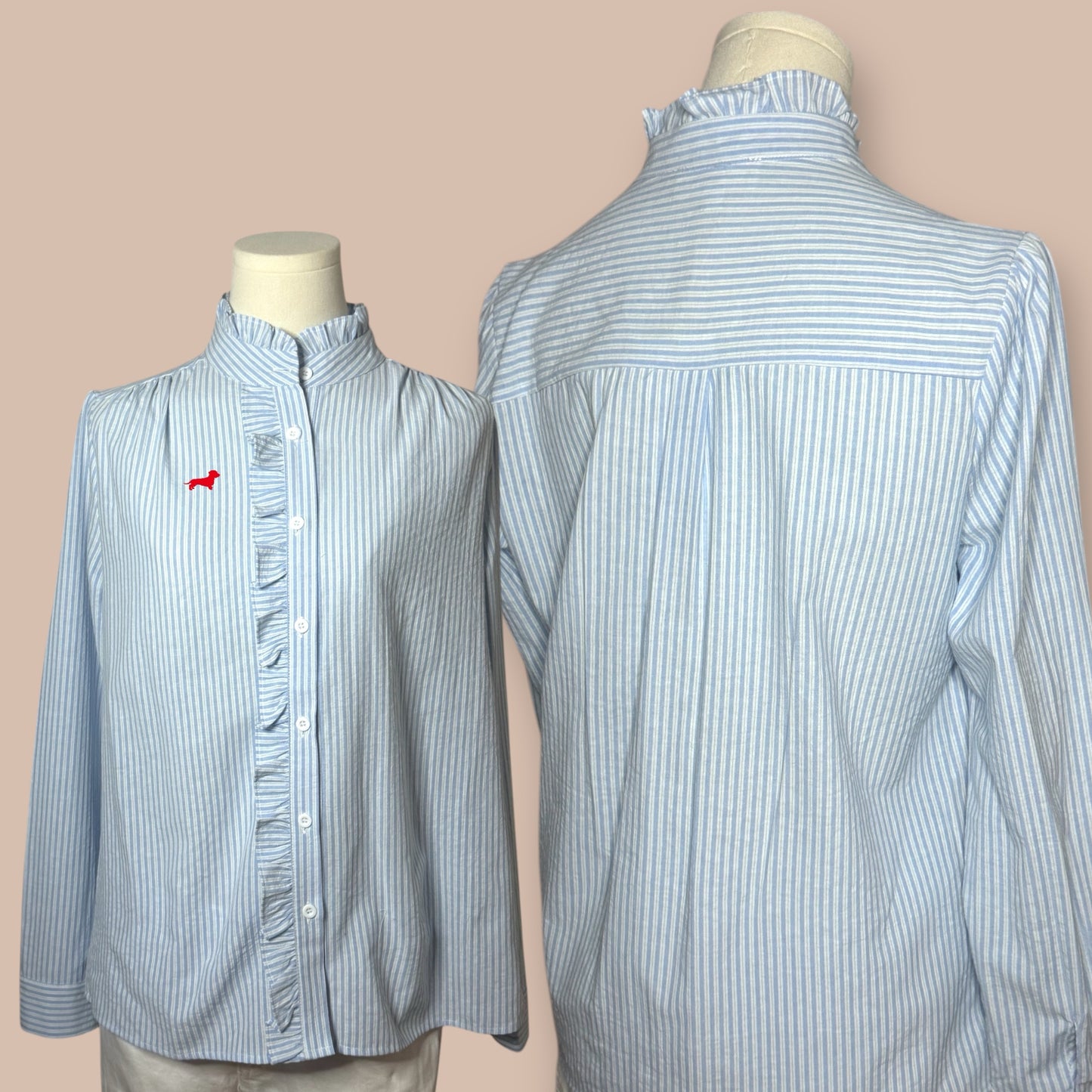 Bluse mit Rüschenkragen und Dackel in Wunschfarbe