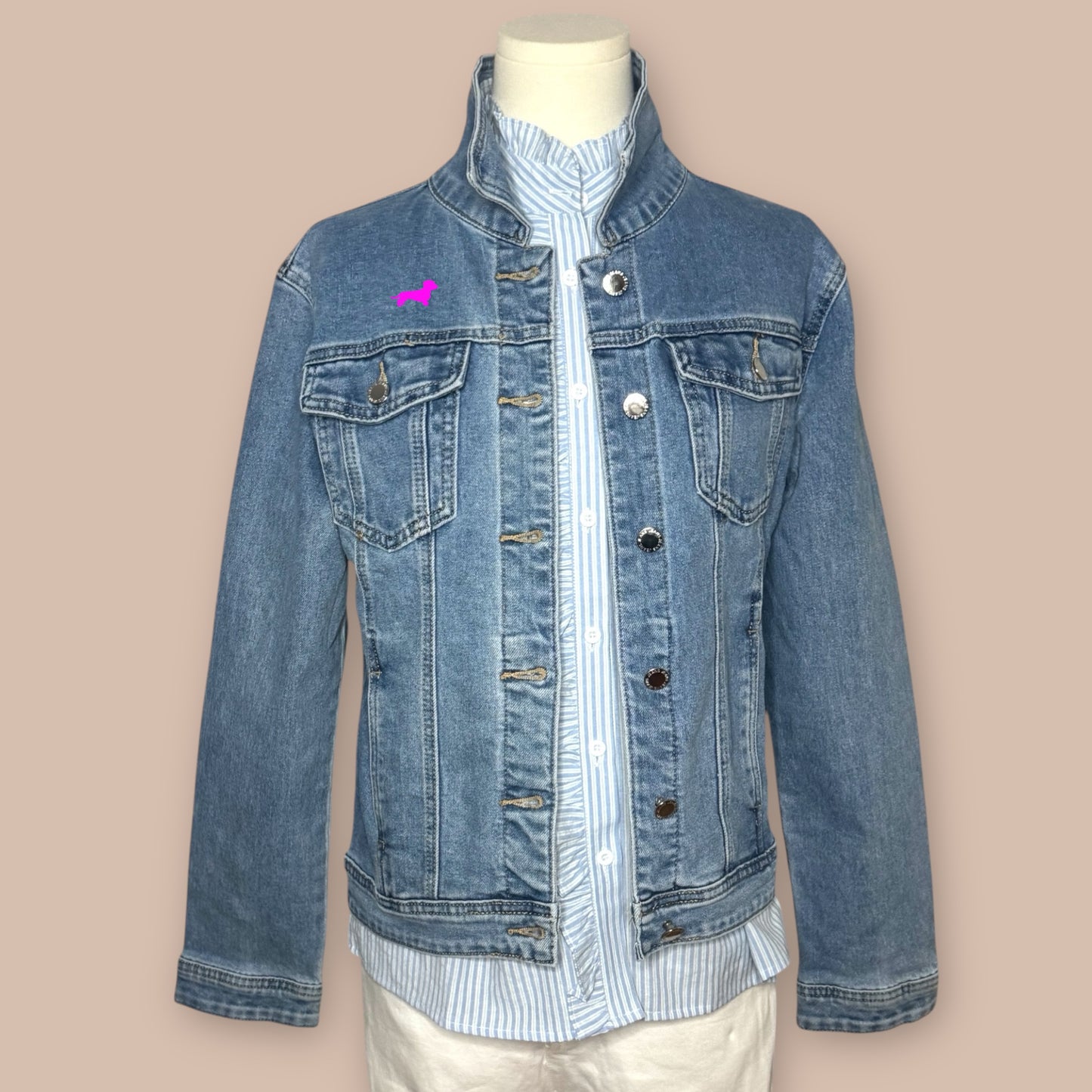Jeansjacke mit Dackel in Wunschfarbe