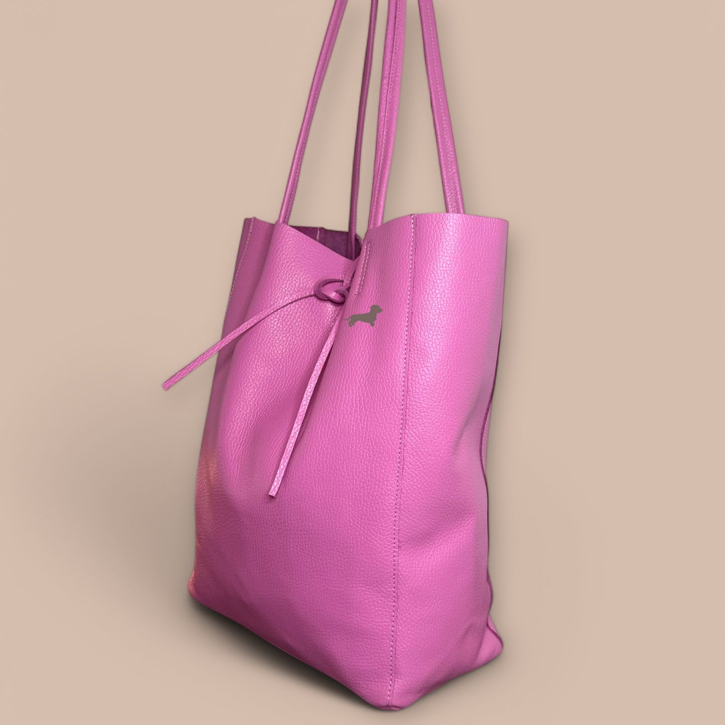 Leder Shopper mit Dackel in Wunschfarbe