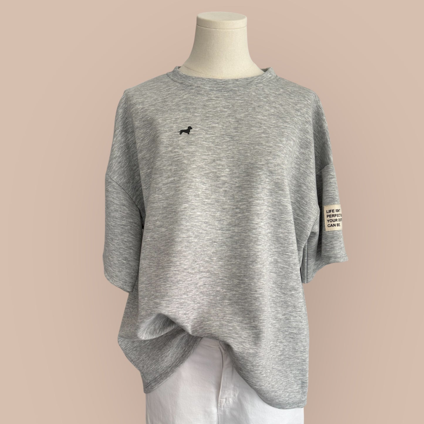 Sweater Kurzarm SuperSoft mit Dackel-Stick in Wunschfarbe