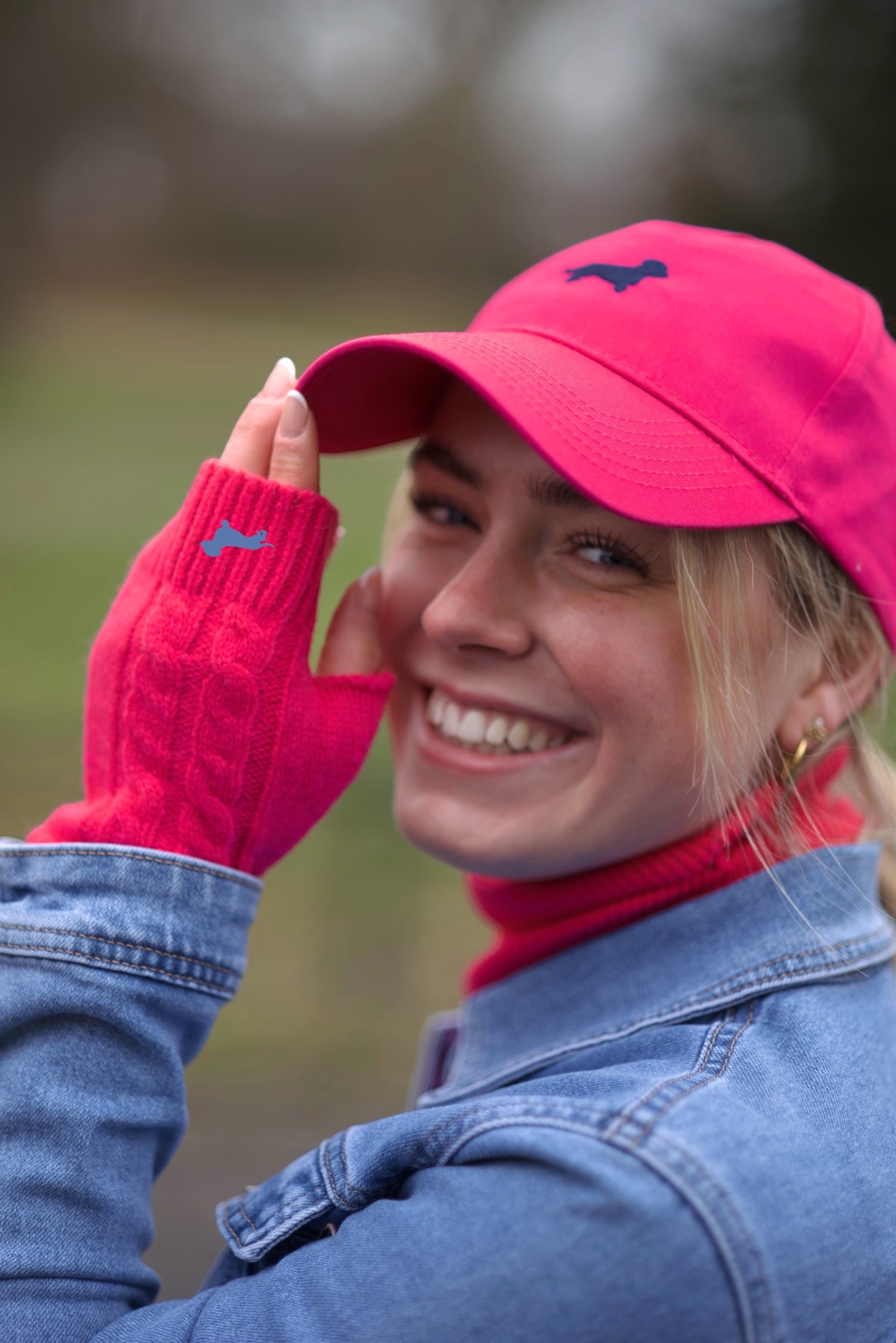 handschuhe mit Handschuhe mit Dackel in Wunschfarbe
