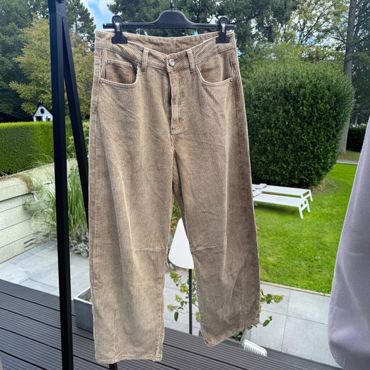 Cordhose Clara
