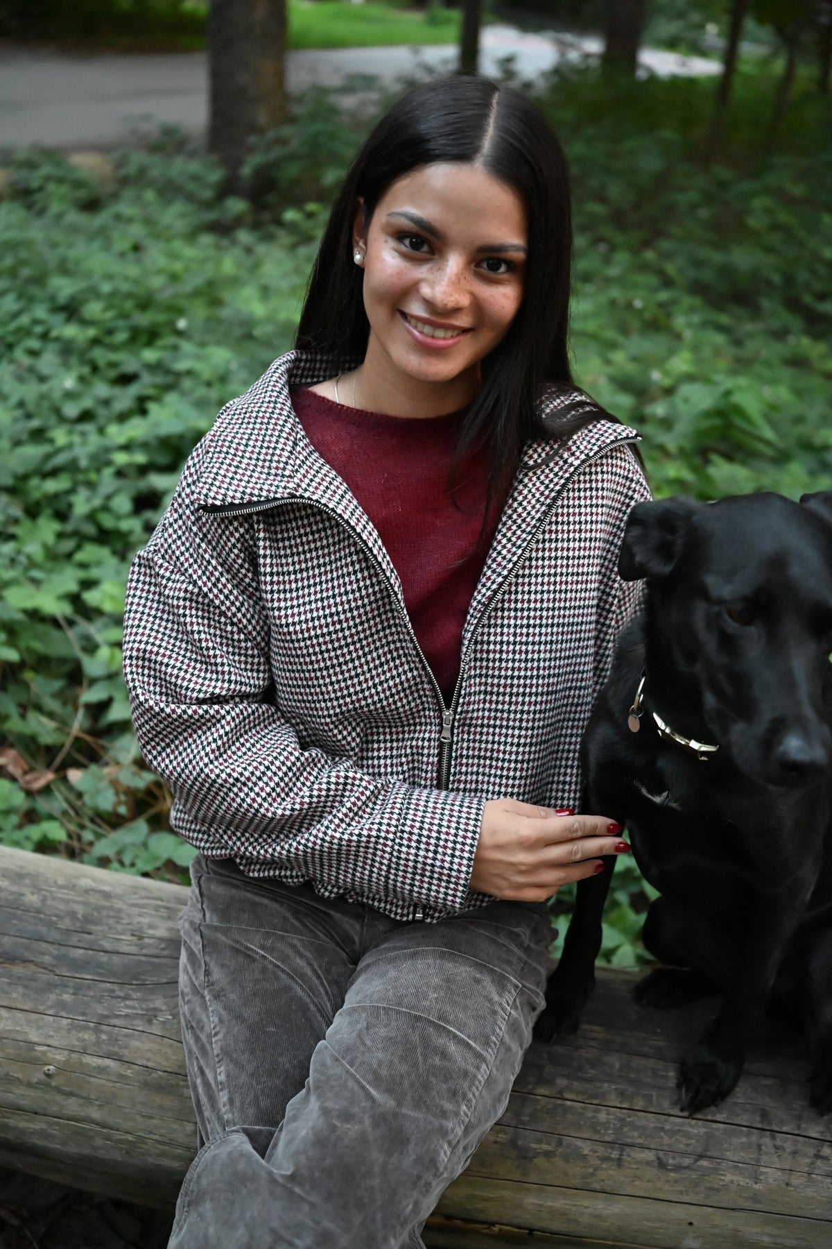 Riviera Karo Jacke mit Dackel-Pin