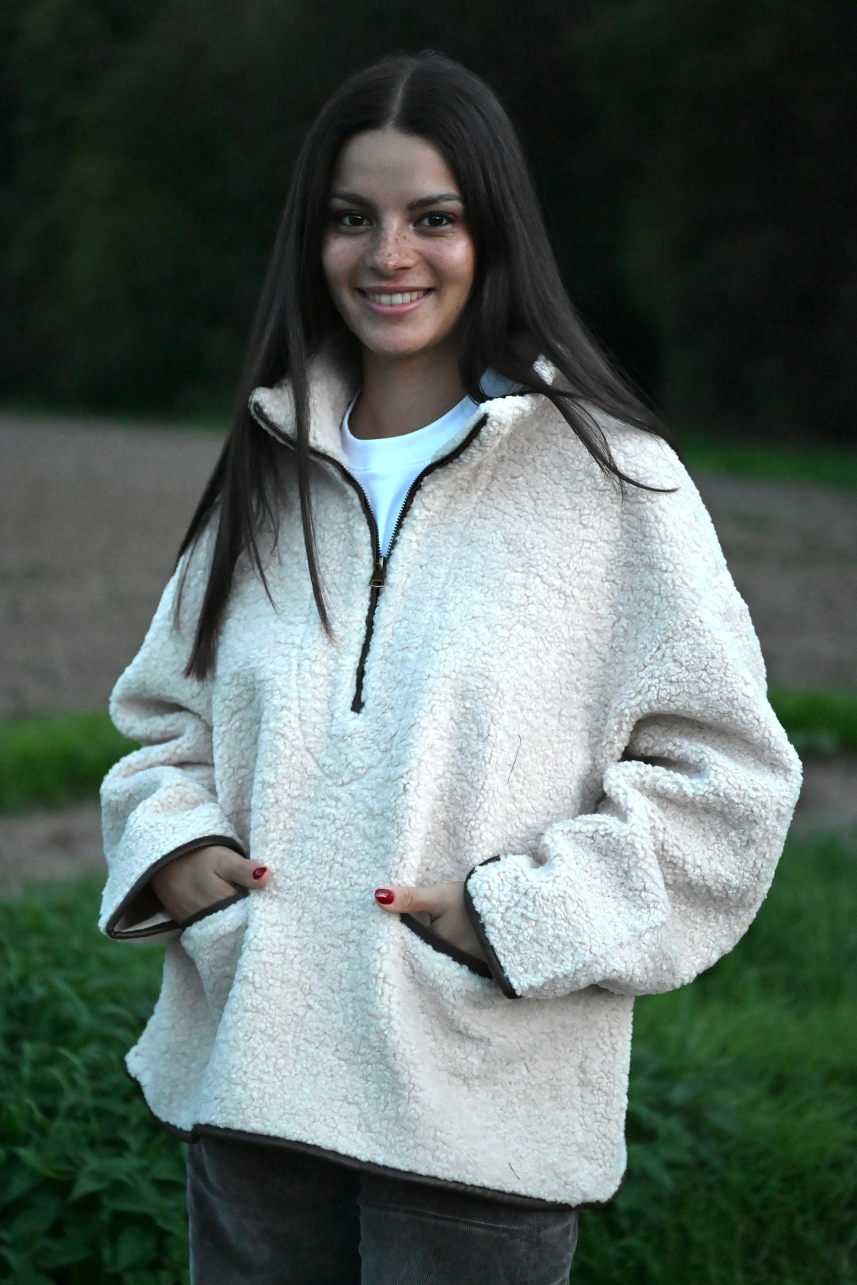 Teddy Half-Zip Pullover mit Dackel-Pin