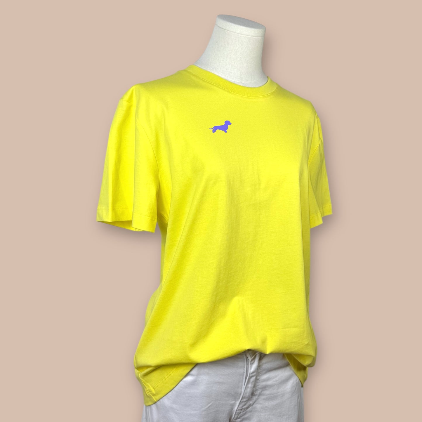 T-Shirt mit Dackel in Wunschfarbe