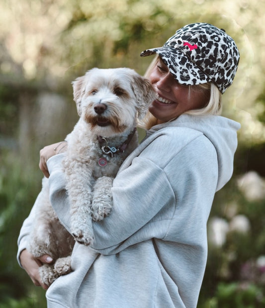 LEO Baseball Cap mit Dackel in Wunschfarbe