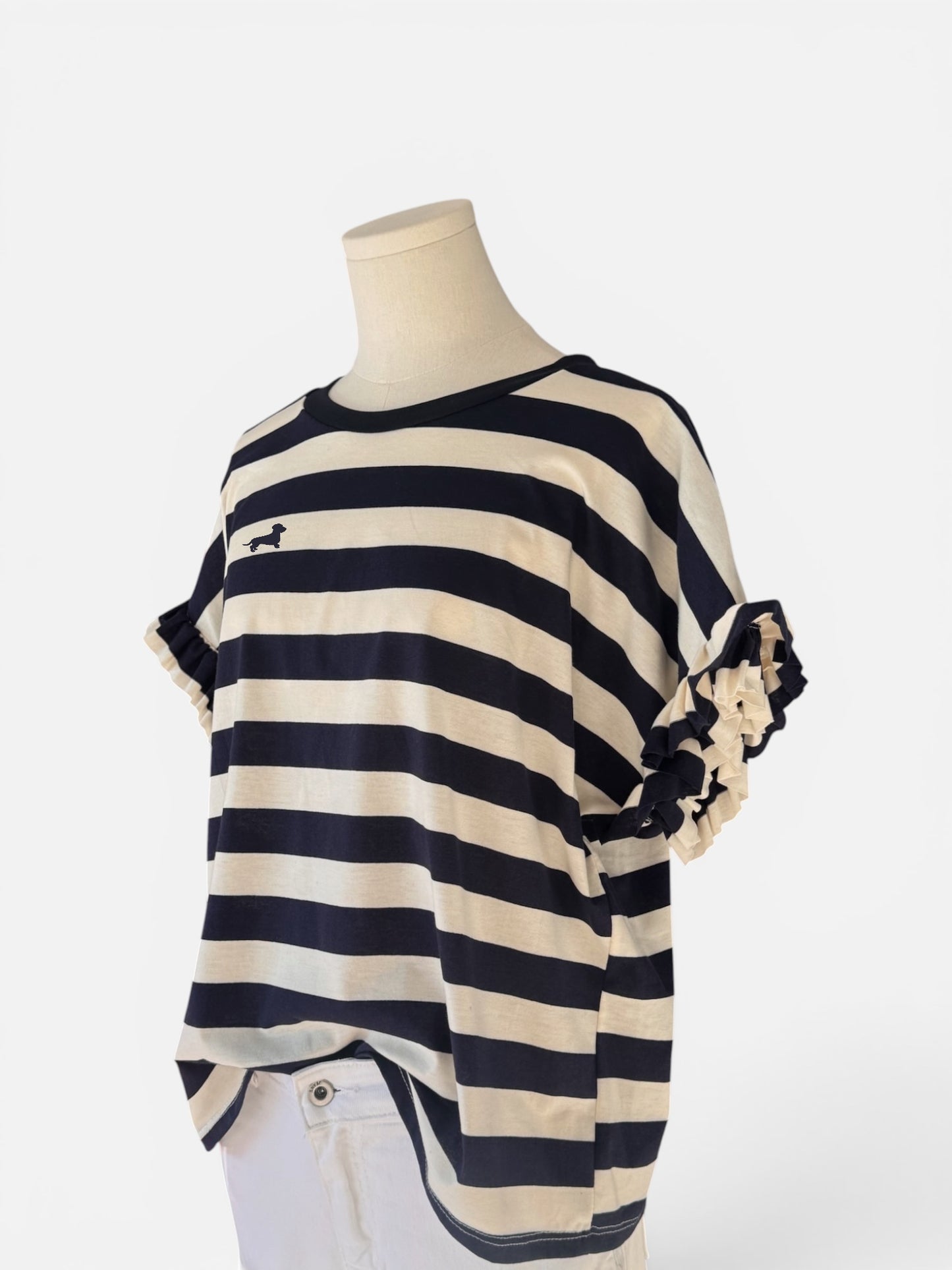 Rüschenshirt mit Dackel in Wunschfarbe