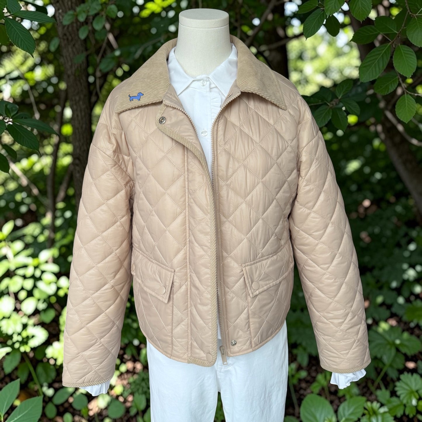 Sienna Steppjacke mit Dackel-Pin