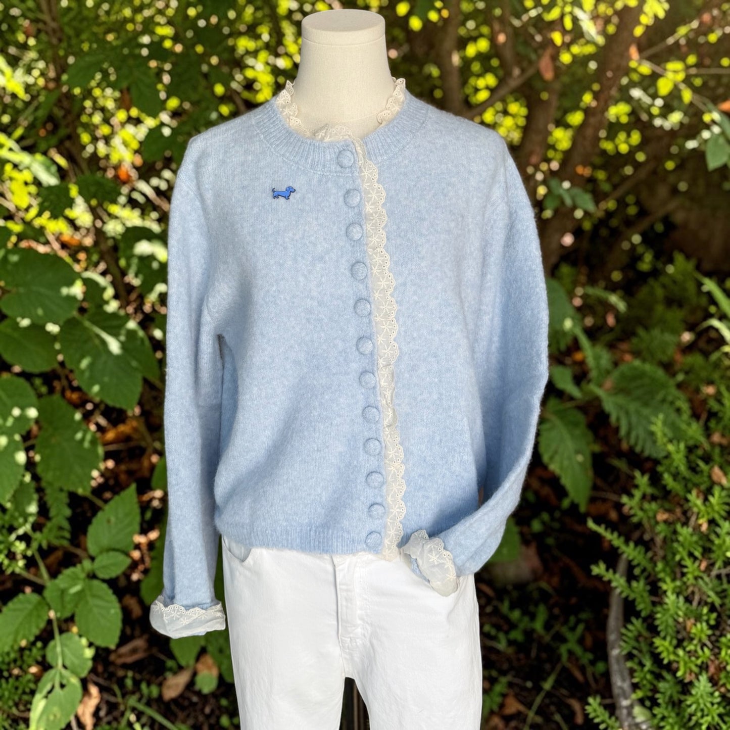 Spitzenstrickjacke Leni mit Dackel in Wunschfarbe oder Dackel Pin